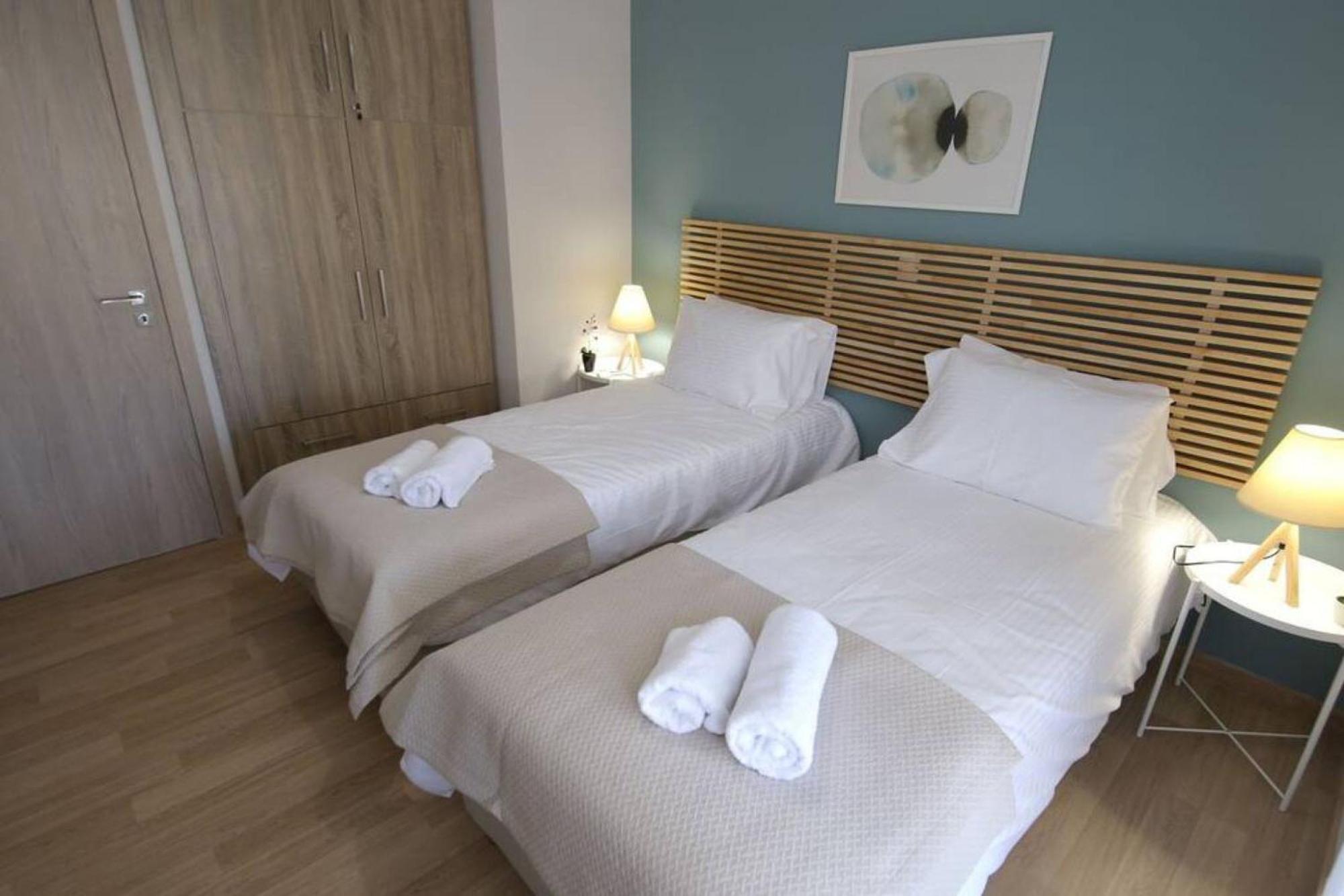 Penthouse Lux Flat With 2 Bd Next To Larissis Atenas Exterior foto