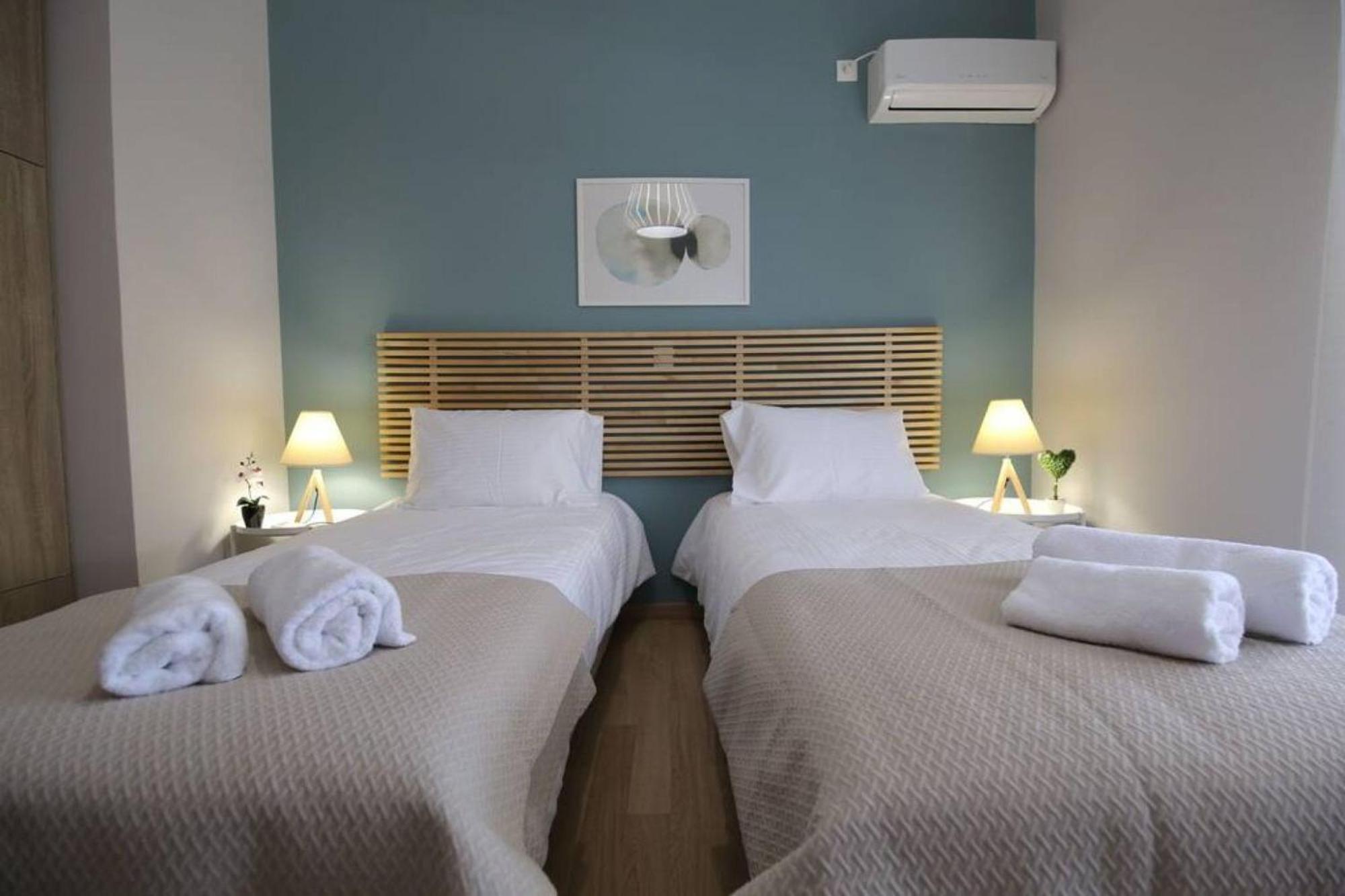 Penthouse Lux Flat With 2 Bd Next To Larissis Atenas Exterior foto