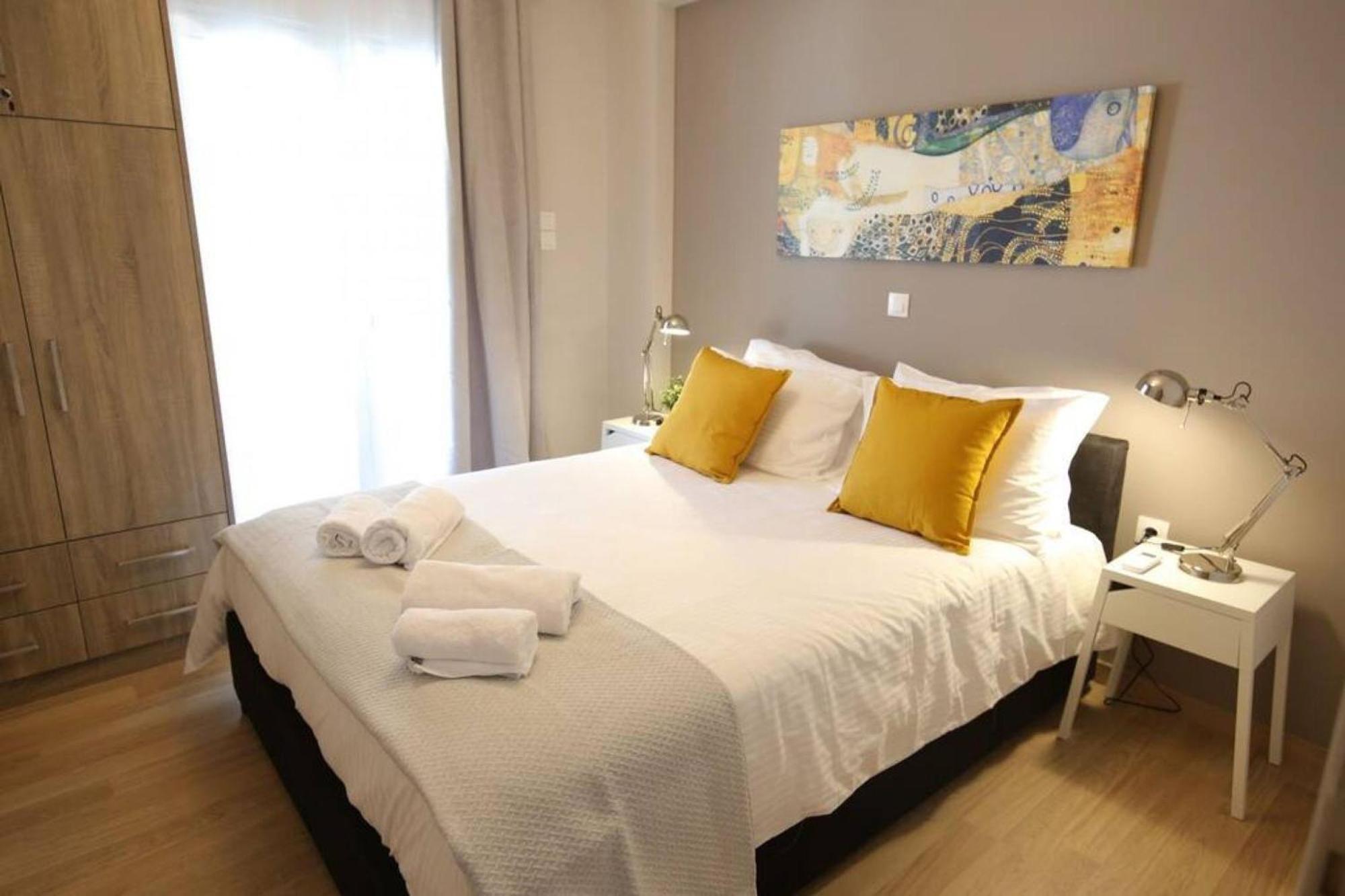 Penthouse Lux Flat With 2 Bd Next To Larissis Atenas Exterior foto