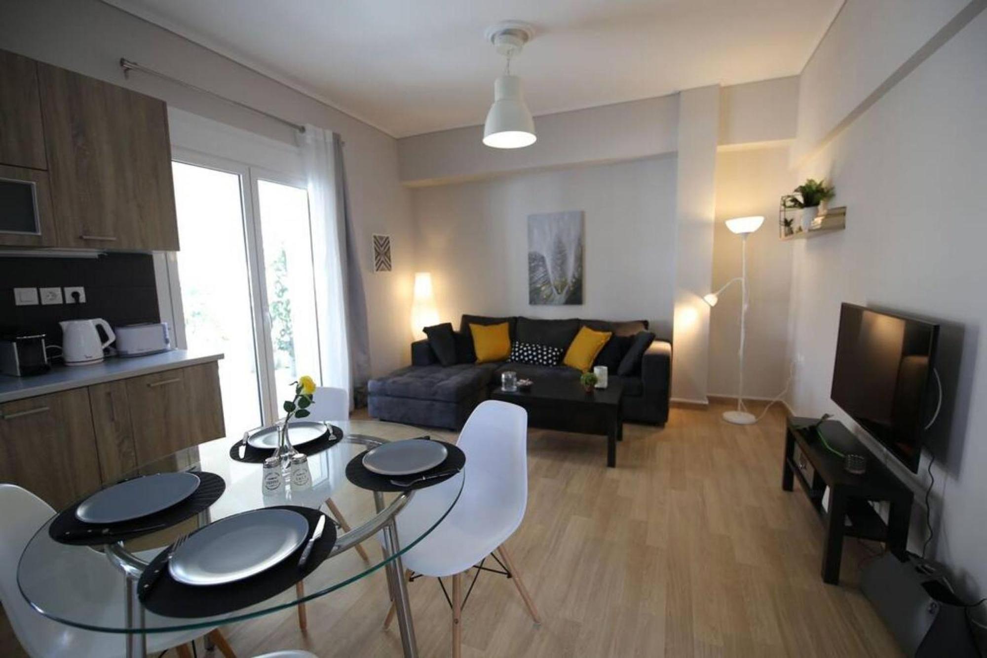 Penthouse Lux Flat With 2 Bd Next To Larissis Atenas Exterior foto